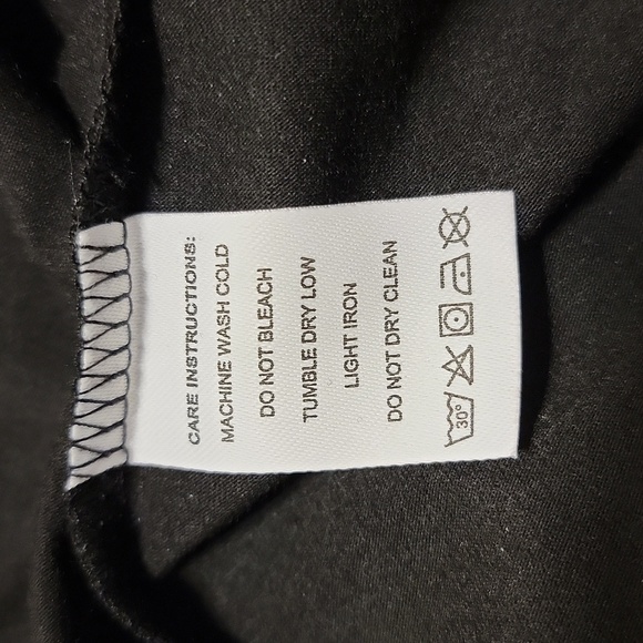 Made with love size XXL black short sleeve v neck top. New with tags - Picture 7 of 7